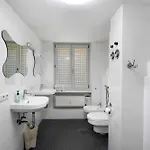 Aldars Urban Grand Suite No.15
