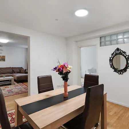 Aldars Urban Grand No.15 Apartment Munich