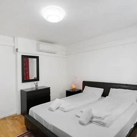 Apartment Aldars Urban Grand No.15 *