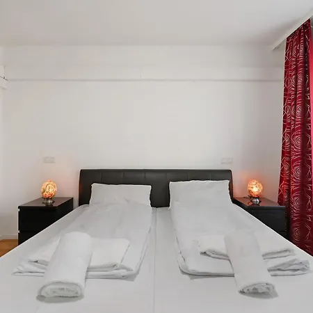 Aldars Urban Grand Suite No.15 Apartamento